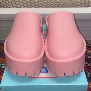 Jeffrey Campbell. CLOGGE.